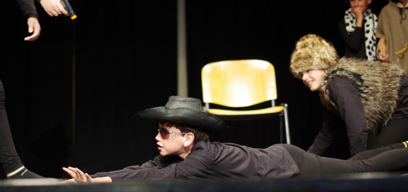 “Role on the wall” ali kako je nastala zgodba “Ugrabljena ljubezen”