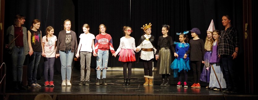 Polletna gledališka dogodivščina nadaljevalne in impro&nbsp;skupine